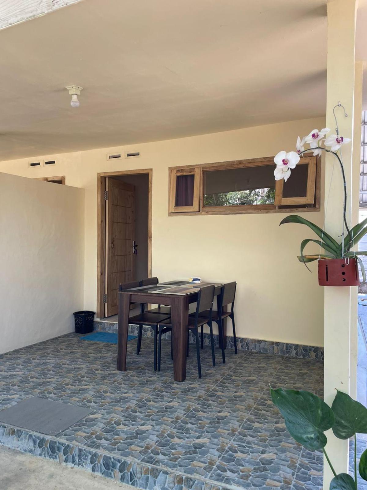 Rumah Kawan Senaru House Of Friend Екстер'єр фото